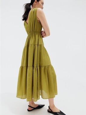 H&M Olive Green V-Neck Tiered Midi Dress Size S